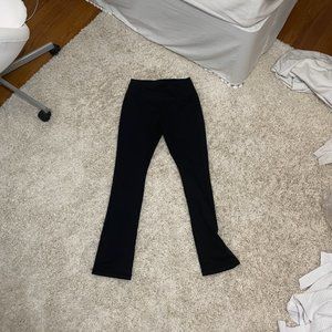 Black yoga pants size M